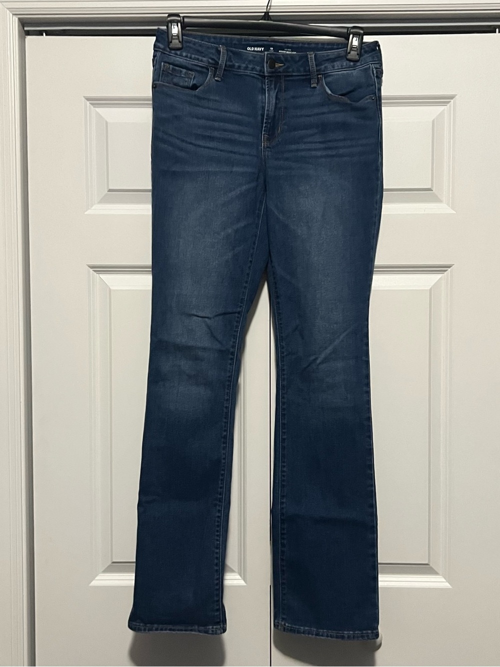 Old Navy Mid-Rise Kicker Bootcut Jeans